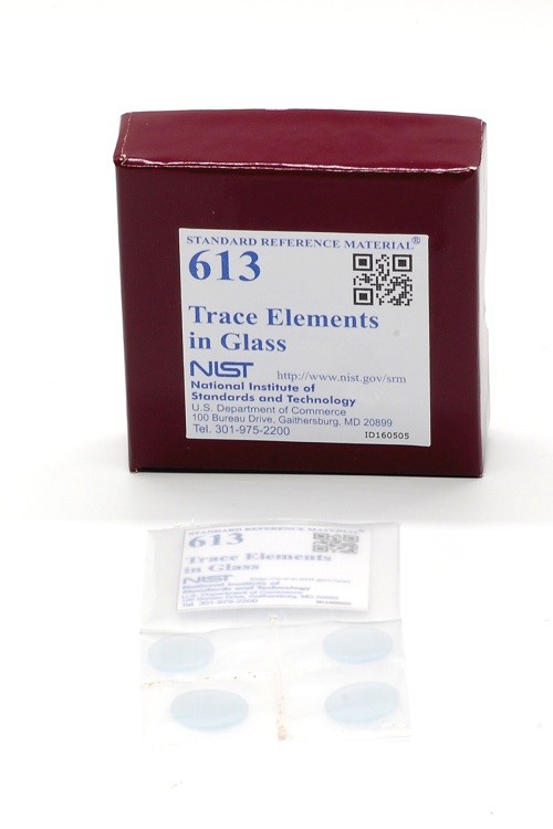 SRM 613 玻璃中的微量元素(標準品)